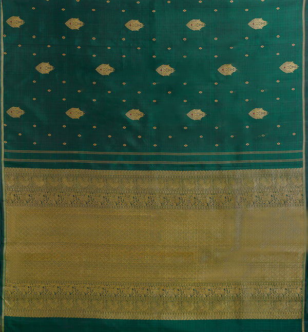 Yaalika - Majestic Bottle Green Silk Saree : YPN016282